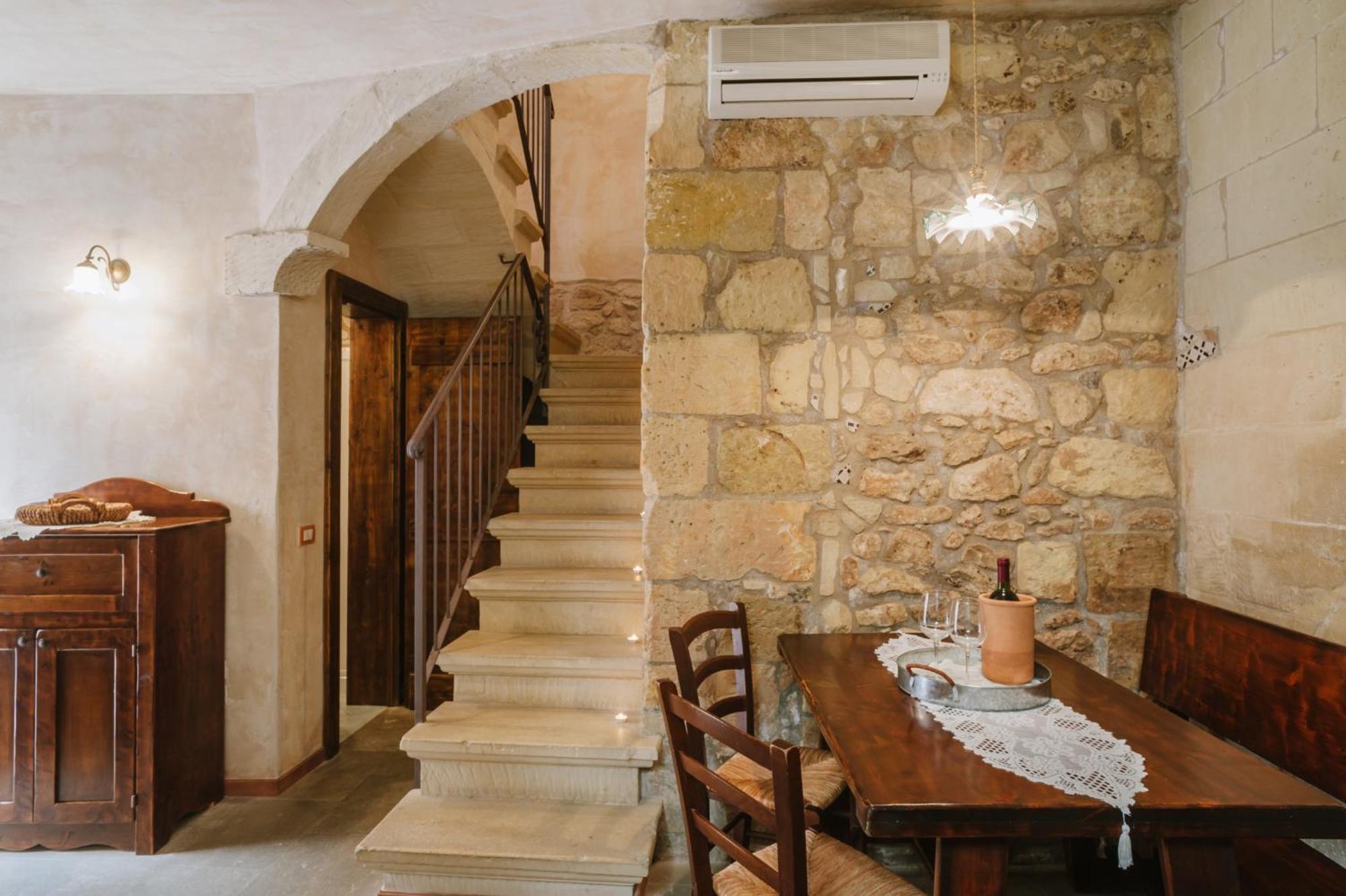 Borgoterra Bed and Breakfast Martano Buitenkant foto