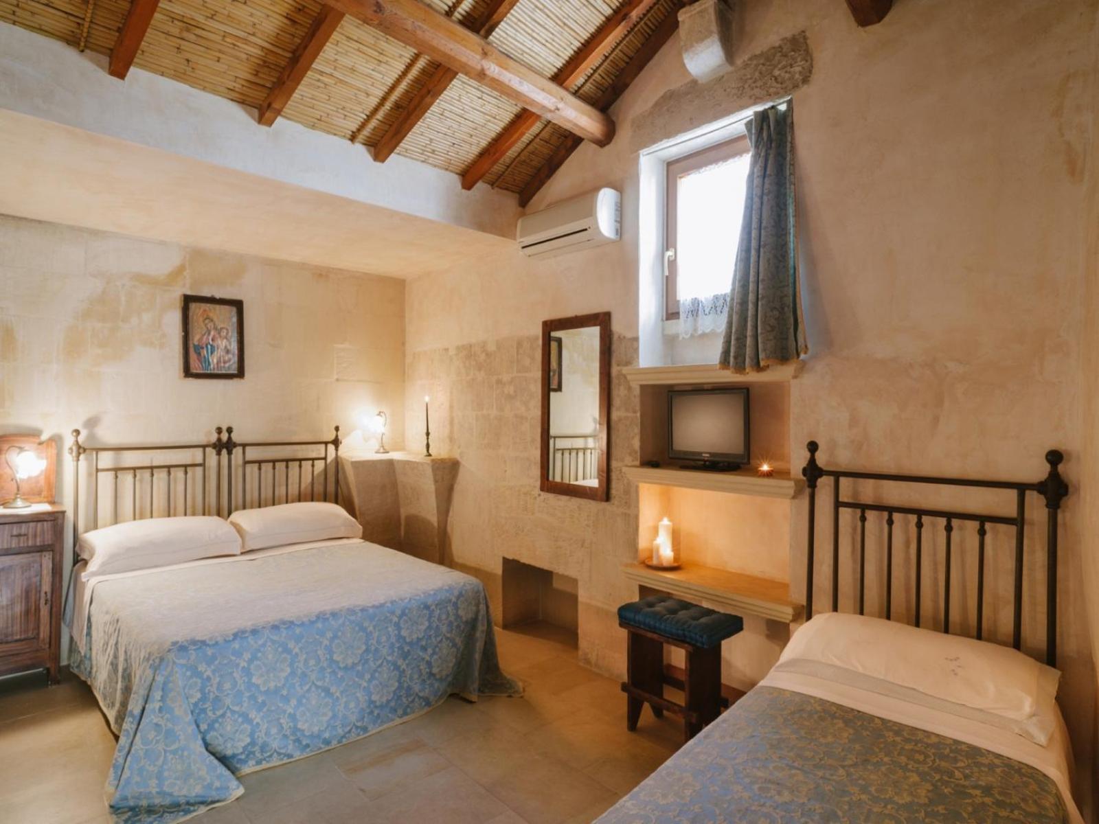 Borgoterra Bed and Breakfast Martano Buitenkant foto